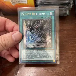 Yu-Gi-Oh! TCG Primite Drillbeam Prismatic Secret Rare Card MP25-EN115 - Image 1