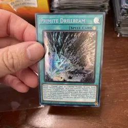 Yu-Gi-Oh! TCG Primite Drillbeam Prismatic Secret Rare Card MP25-EN115 - Image 3
