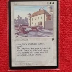 Magic: The Gathering Moat Enchantment Legends White Regular 1994 English - Image 1