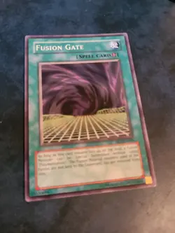 Yugioh! - HL1-EN005 - Fusion Gate - Common - LP - Image 1