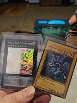 Yugioh Collection lot Tons Of Holos - Image 3