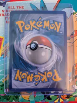 Hitmonlee HGSS25 Black Star Promo Cracked Ice Holo Pokemon Card - Image 2