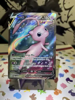 Pokemon TCG Swsh08: Fusion Strike Mew v Full Art Holo Card 250/264 NM Condition - Image 1