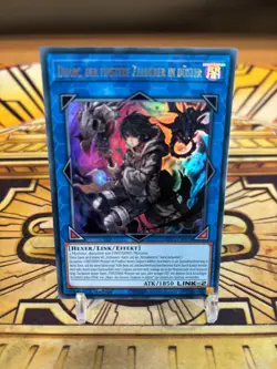 Yugioh Dharc, der Finstere Zauberer in Duster MP23-DE025 Ultra Rare - Image 1
