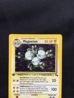 Pokemon Cards: 1st Edition Fossil Rare Holo: Magneton 11/62 - Image 2