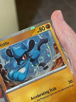 POKEMON RIOLU 076/132 COMMON COSMOS HOLOFOIL WITH SWIRL MEGA EVOLUTION NM CARD - Image 4