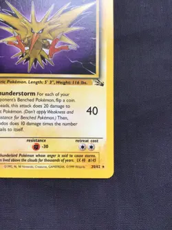 Pokemon Cards: Fossil 1st Edition Rare: Zapdos 30/62 - Image 4