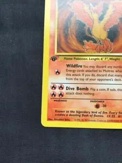 Pokemon Cards: Fossil 1st Edition Rare: Moltres 27/62 - Image 5