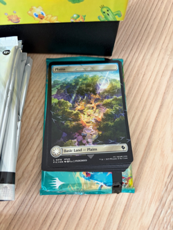 Magic Final Fantasy Opened Chocobo Bundle Inc Track Foil Land Cards Wheel & More - Image 3