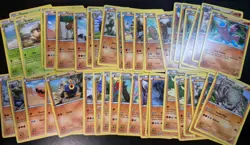 Lot of 200 XY Era 2014-2016 Pokemon Cards Bulk C/UC LP/MP - Image 3