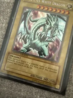 Yu GI Oh Blue Eyes White Dragon Vintage Card BPT 003 Limited Edition Rare Holo - Image 2