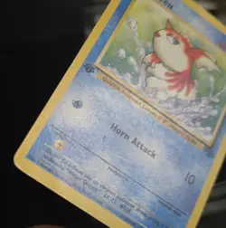 Pokemon TCG - GOLDEEN - 1ST EDITION - 53/64 - WOTC - JUNGLE (1999) - MP - Image 2