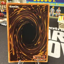 Yugioh! Dark Magician DB1-EN102 Ultra Rare LP - Image 2