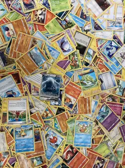 2.5LB Lot of Various Mixed Assorted Pokemon Cards TCG CCG Trading Cards - Image 5