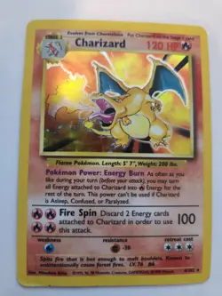 Charizard Base Set Pokemon Card Base WOTC - Image 1