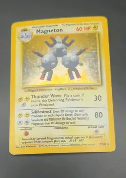 Magneton 9/102 HOLO Rare Unlimited Base Set 1999 WOTC Pokemon Card NM / Mint - Image 1