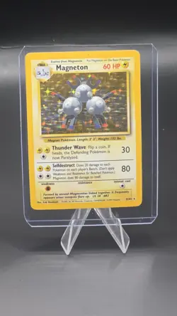 Magneton 9/102 HOLO Rare Unlimited Base Set 1999 WOTC Pokemon Card NM / Mint - Image 2