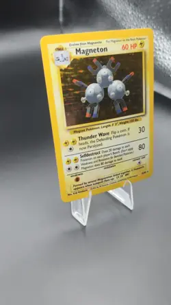 Magneton 9/102 HOLO Rare Unlimited Base Set 1999 WOTC Pokemon Card NM / Mint - Image 4