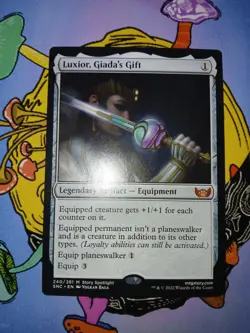 [1x] Luxior, Giada's Gift Near Mint, English Streets of New Capenna MTG Regular - Image 2