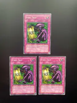 Yugioh Fake Trap SDJ-049 Common Unlimited Edition Damaged X3 - Image 1