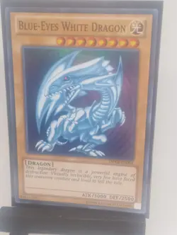 1996 TCG Unlimited BLUE-EYES WHITE DRAGON HOLO RARe - Image 2