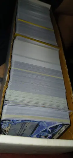 Pokemon X1000 Plus Mixed Card Collection X100 Shiney Cards Storage Unit Find Nm - Image 1