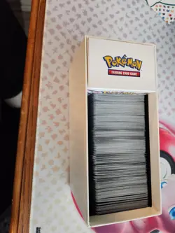 Pokemon TCG Scarlet & Violet 151 Lot of ~500 Cards Near Mint - Image 2