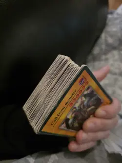 USED VINTAHE Yu-Gi-Oh! 1996TCG Konami Mixed Card Lot - Image 3