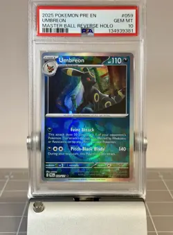 2025 POKEMON PRE EN-PRISMATIC EVOLUTIONS MASTER BALL REVERSE HOLO UMBREON PSA 10 - Image 1