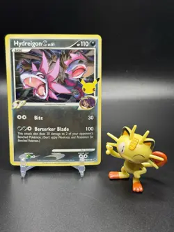Hydreigon C lv.61 SWSH138 SWSH: Sword & Shield Promo Cards Holo - Image 1