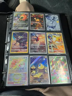 random pokemon card lot nearmint condition.5 total random cards from the binder! - Image 1