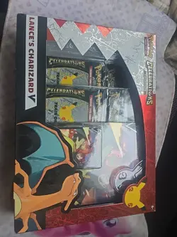 Pokemon TCG Celebrations Collection Lance's Charizard V Box 820650101625 - Image 1