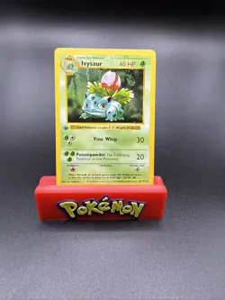 MP Pokemon TCG 1st Edition Shadowless Ivysaur Base Set 30/102 Regular - Image 1