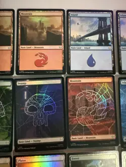 Magic The Gathering Marvel’s Spider-Man 15 Card Lot All Foil Land Cards - Image 3