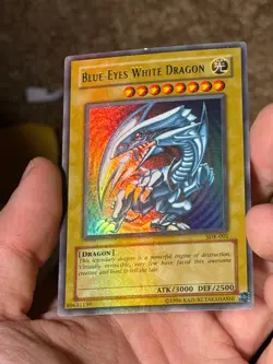 BLUE-EYES WHITE DRAGON SDK-001 ULTRA RARE UNLIMITED Foil Bleed Error YU-GI-OH - Image 3