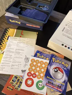 Pokemon Starter Gift Box Trading Card Game 1999 Empty BOX ONLY & Mat & More - Image 2