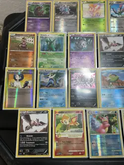 (30) Pokemon Cards Lot WOTC Vtg Holo STAMPED REVERSE Samurott Sceptile Zoroark - Image 2