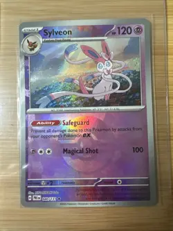 Sylveon (Poke Ball Pattern) 040/131 SV: Prismatic Evolutions NM Pokemon Card TCG - Image 1