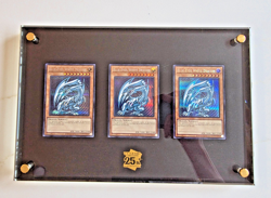 Yu‑Gi‑Oh! 3x Blue‑Eyes White Dragon Display Case from TCG Kaiba 25th Briefcase - Image 1