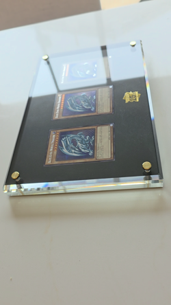 Yu‑Gi‑Oh! 3x Blue‑Eyes White Dragon Display Case from TCG Kaiba 25th Briefcase - Image 2