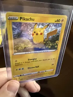 Pokemon TCG Pikachu 6 Card Lot - Reverse Holo And Commons - Image 4