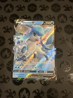 Pokemon TCG Glaceon v SWSH196 Black Star Promo Card Holo Sword & Shield - Image 1