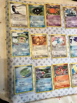 Lot Of 24 Ex Delta Species Era Pokemon Cards - Image 2