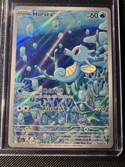 Pokemon TCG Horsea 067/064 Shrouded Fable Holo Illustration Rare Card - Image 1