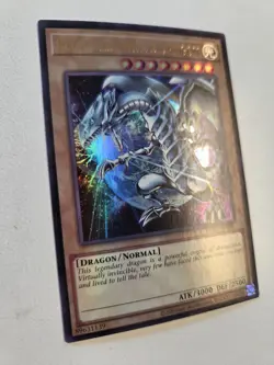Blue-Eyes White Dragon LCKC-EN001 (Version 3) Ultra Rare Yugioh Alt Art Mint - Image 2