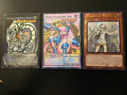 Yugioh lot - Toon Blue-Eyes White Dragon - Dark Magician Girl - Maiden of White - Image 1
