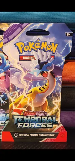 Pokemon Scarlet & Violet Temporal Forces Sleeved Booster Pack - Image 1