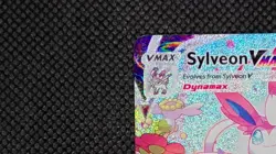Pokemon TCG Sylveon VMAX 212/203 Alternate Art Secret Rare Evolving Skies NM - Image 4