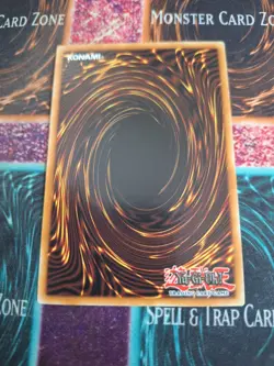 Yu-Gi-Oh! Traptrix Garden SDBT-EN023 Ultra Rare 1st Edition Near Mint - Image 3