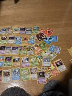 Pokemon TCG Mixed Lot Assorted Card Selection [50 Cards] - Image 1